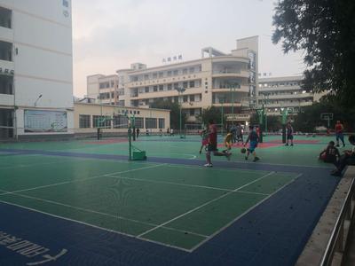 横县职业教育中心篮球场悬浮拼装地板